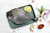 Black Pomfret / Karutha Avoli / Halwa Fish (100g to 300g) - Whole Cleaned (With Skin)