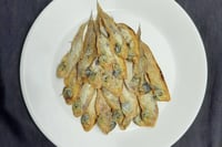 Dry Extra Small Sole Fish / Manthal (Salted) - 100g Pack