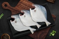 Silver Pomfret/ Avoli (3 Fish/Pack)  (Pre-cleaned Size 150-200g Each) - Whole Cleaned, Gutted