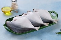 Silver Pomfret / Avoli / Zubaidi (200g to 300g) - Whole cleaned