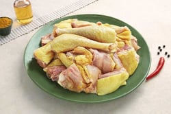 Classic Burnt Turmeric Country Chicken With Skin / Natti Koli - Curry Cut (480g to 500g Pack)