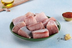 Trevally / Vatta/ Shitap / Parai (Large) - Curry Cut (280g to 300g Pack) (May include head pieces)