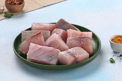 Trevally / Vatta/ Shitap / Parai (Large) - Curry Cut (480g to 500g Pack) (May include head pieces)