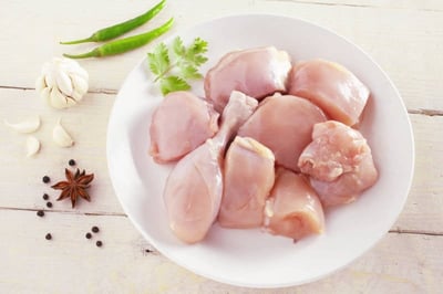 Premium Tender and Antibiotic-residue-free Chicken (Skinless) - Curry Cut 400g Pack (Skinless)