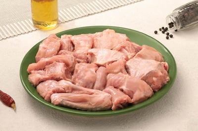 Chicken Mix Cut (neck, wings, tail part and backbone pieces) - 480g to 500g Pack