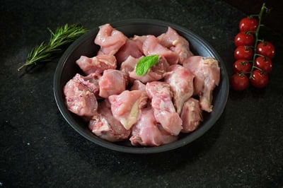 Premium Chicken Dressed without Skin (500g pack) - Curry Cut
