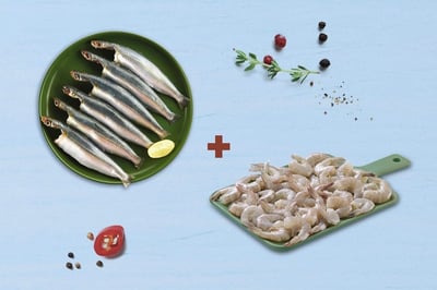 Combo: (480g Premium Sardine Cleaned with Partial Head + 480g Indian Prawns/Venami - Headless 70+ Count/kg)
