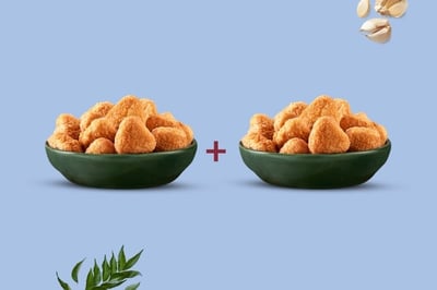 Combo: (360g Crunchy Chicken Nuggets + 320g Cheese Corn Nuggets)