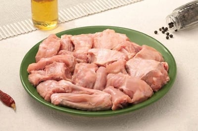 Premium Fresh Chicken Mix Cut (Breast,Neck, Wings,Thigh Skinless and Backbone pieces)