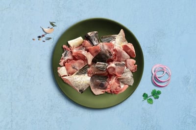 Mixed Fish cuts , Bones & Head and tail pieces,  Small Cuts (Preferred for Pets, 500g pack)