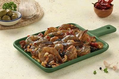 Gambas -(Prawns Cooked In Sun Dried Tomato And Olives) /جامباس (روبيان على الطريقة الإسبانية مطبوخ في الطماطم المجففة والزيتون)  (250g Pack)