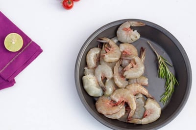 White Prawns / Naaran (80 to 90 count) - Headless (No Head, Rest with shell, tail)