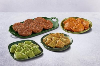 Kebab Platter: (210g Peshawari Mutton Chapli Kebab + 250g Achari Chicken Tikka + 350g Hariyali chicken tikka + 250g Kasundi Fish Tikka)