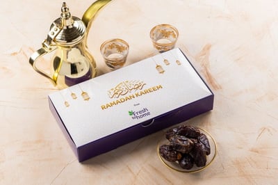 Ramadan Kareem Date Gift Box - 1 Kg Pack