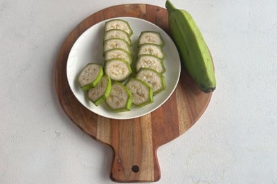 Raw Banana Thick Sliced (250g Pack)