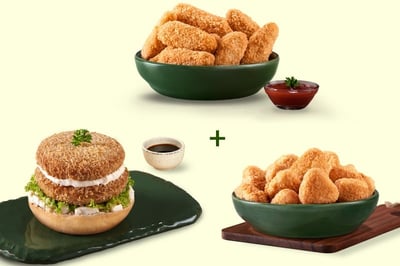 Triple Combo: (Veg Burger Patty 330g + Crunchy Chicken Nuggets 270g + Chicken Chilli Garlic Fingers 270g)