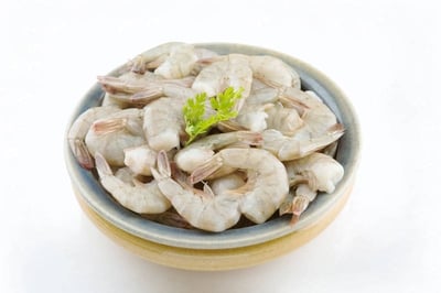 Indian Prawns / Venami / Vannamei / Jhinga / Chemmin (20+ Count/kg) - Tail on (Peeled, Undeveined, With tail)