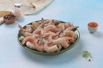 White and Orange Prawns / Poovalan Chemmeen - Headless (No Head, Rest with shell, tail) (480g to 500g Pack)