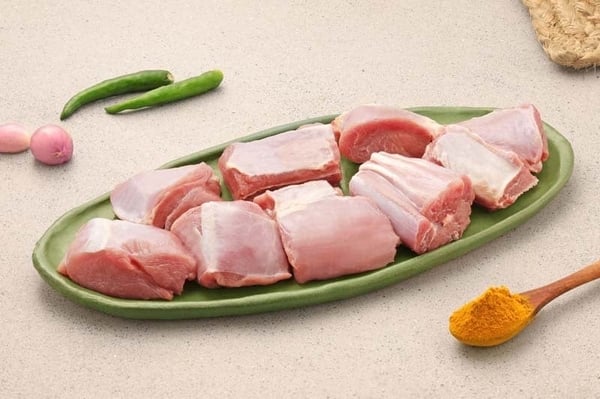 Premium Indian Mutton Raan Leg - Curry Cut (480g to 500g)