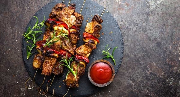 Gourmet Mutton Skewers / أعواد لحم ضأن عربي