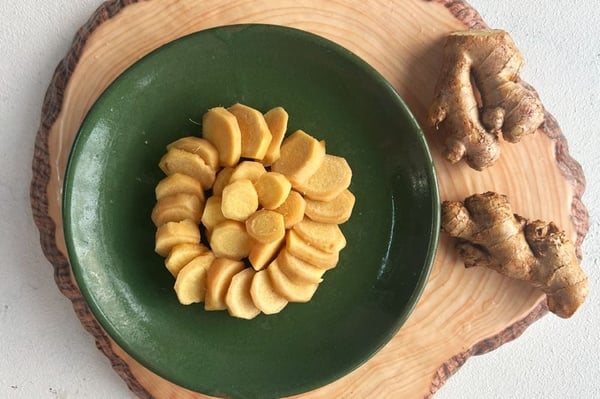 Ginger Sliced (100g Pack)