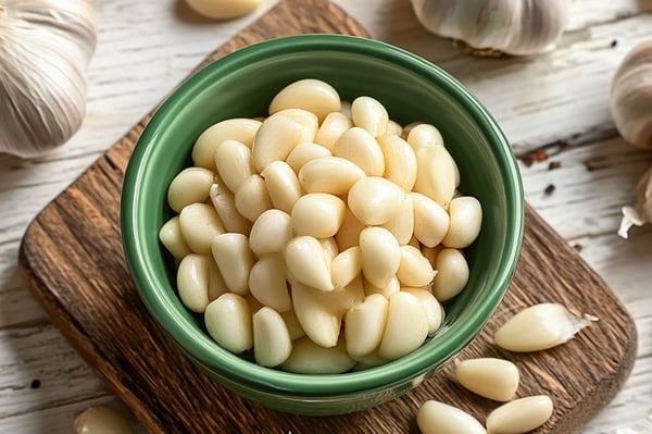 Peeled Garlic (100g Pack)