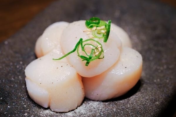 Fresh Sea Scallops Pack of 250g / إسكالوب طازج