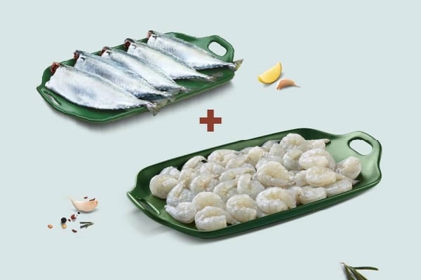 Combo: (White Prawns/Jhinga (30+ Count/kg) (PD) 300g + Mackerel/Ayala (5 to 9 Count/kg) Whole Cleaned 480g)