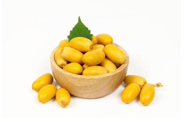 Fresh Yellow Dates