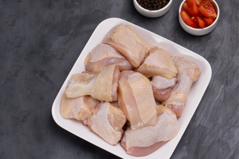Castrated / Capon Chicken (With Skin) - Curry Cut : Buy online