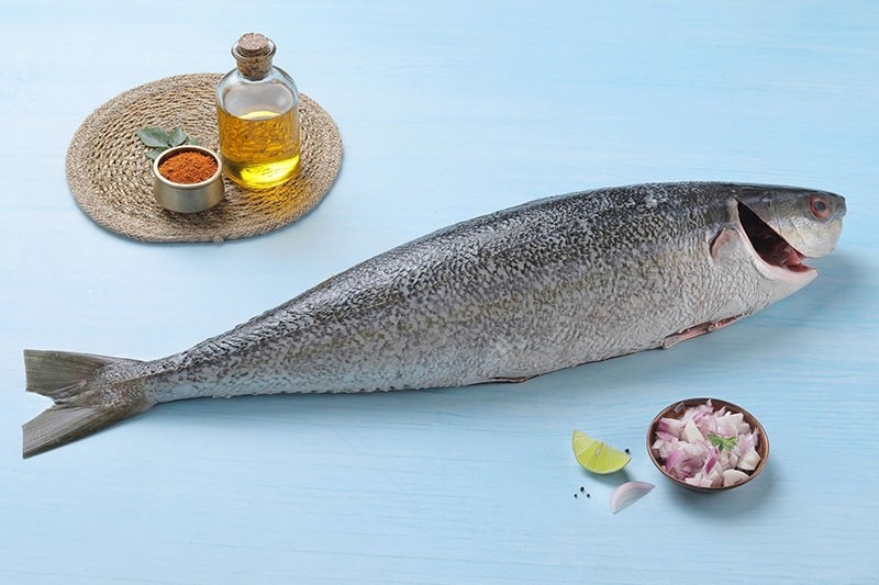Marine Milk Fish / Poomeen (Medium) Whole Cleaned Buy online