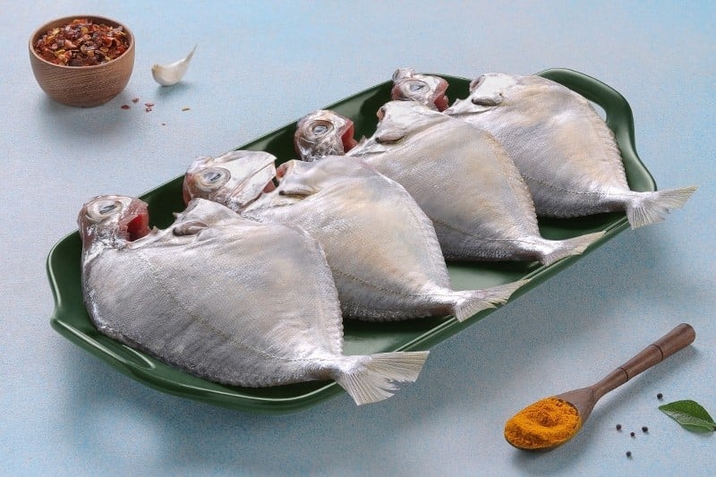 Pony Fish / Mullan (Large) - Whole Cleaned (480g to 580g Pack) : Buy ...