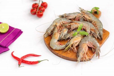 White Prawns / Naaran / Jhinga (30 to 40 count)  - Whole / Not Cleaned (300g to 320g Pack)
