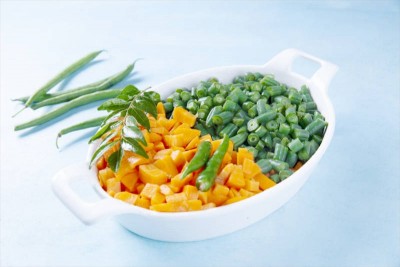 Carrot & Beans Cut Vegetable Mix - 500g Pack (Ozone Washed)