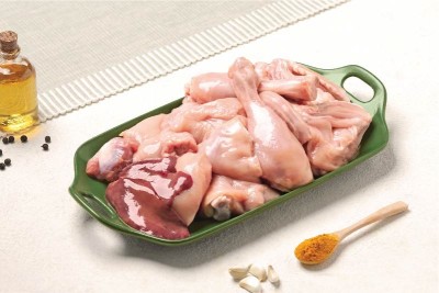 Classic Tender & Antibiotic-residue-free Chicken (size 1kg) - Skinless Biryani Cut (800g to 880g Pack, with Liver, Gizzard & Neck)