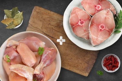 Combo: (1kg of Premium Tender & Antibiotic-residue-free Chicken Skinless Curry Cut + 400g SeerFish / Surmai / Neymeen Steaks)
