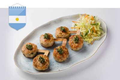 Filet De Polo Picado Con Chimichurri / Minced Mini Chicken Steak with Chimichurri Sauce (Argentina)