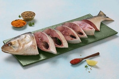 Hilsa / Ilish (Large) - Bengali Round Cut (Only scale, gills removed. Includes head and tail, tasty oils/eggs)