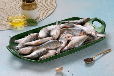 Bhadi Puti Maach / Pool Barb Fish - Whole