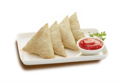 Butter Chicken Samosa - Pack of 4 (140g to 160g)