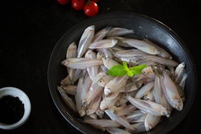 Freshwater White Sardine / Veloori - Whole (As is without cleaning and cutting)