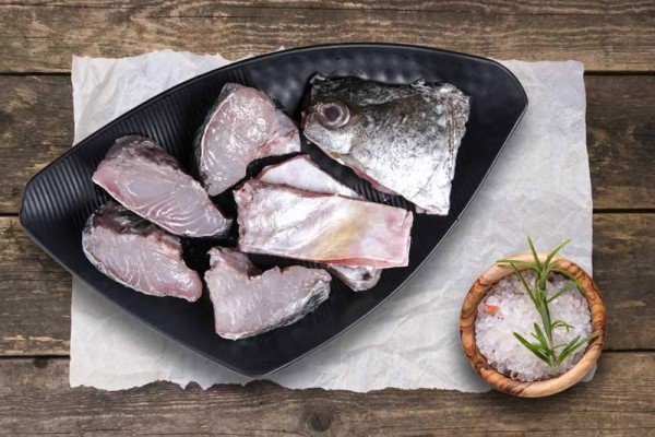 Barramundi Bhetki Asian Seabass Bengali Cut May Include Head Piece Buy Online Freshtohome Com To cook basa fillets, start by placing each piece of fish in the center of a piece of aluminum foil. barramundi