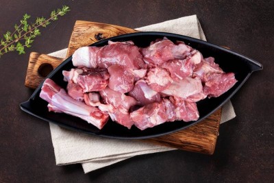 Premium Free-Range Mutton Curry Cut (Bone-in) : Buy online ...