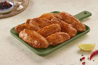 Peri Peri Chicken Wings/أجنحة دجاج - بنكهة بيري بيري (350g pack)